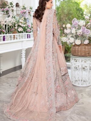 ElegantPakistaniWeddingDressinBridalLehengaGownStyle_59b827a7-c1ee-41a5-8d79-2eaadb2225ec.jpg